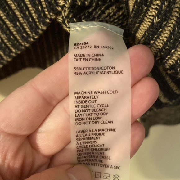 2/$15 XS Dex Brown & Black Cowl Turtleneck Sweater - Picture 4 of 4